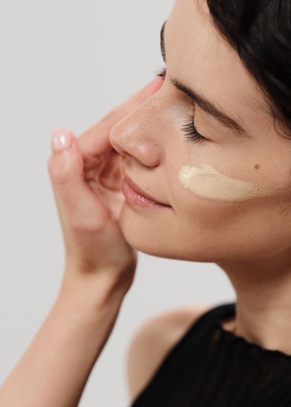 Pasul 2 – Sunlight Mat Tinted Dry Touch Fluid SPF50+