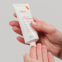 Sunlight Mat Tinted Dry Touch Fluid SPF50+ Protecție solară foarte ridicată - imagine 4