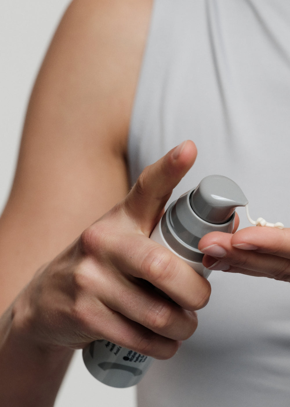 Pasul 3 – IvaRG Cremă de Zi Regenerantă SPF30 cu CHKLA®– 