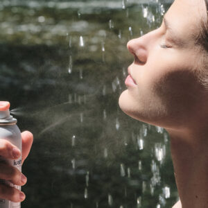 Secretul pielii hidratate: 5 sfaturi pentru a preveni deshidratarea
